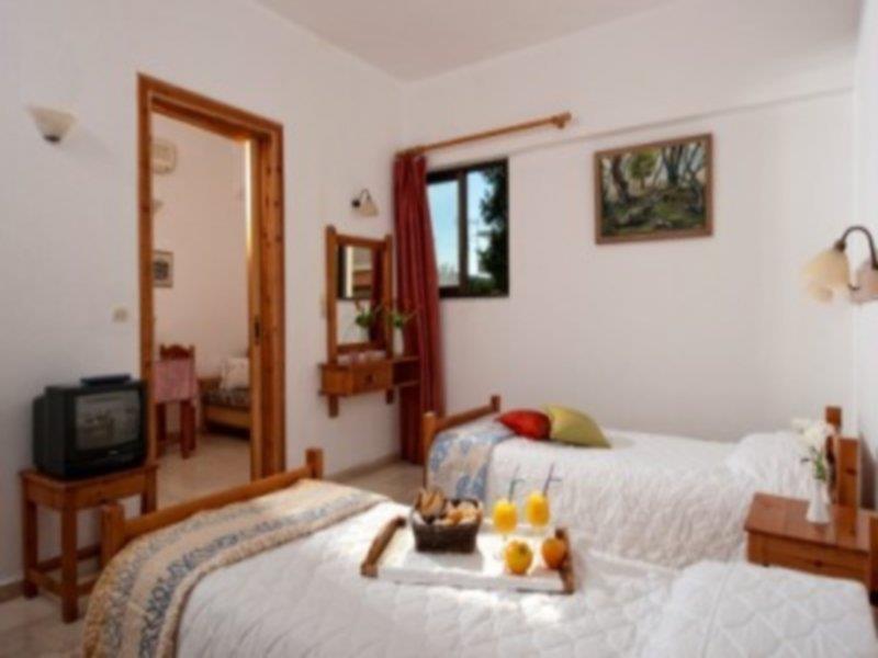 Marianthi Apts By Estia Platanias Extérieur photo